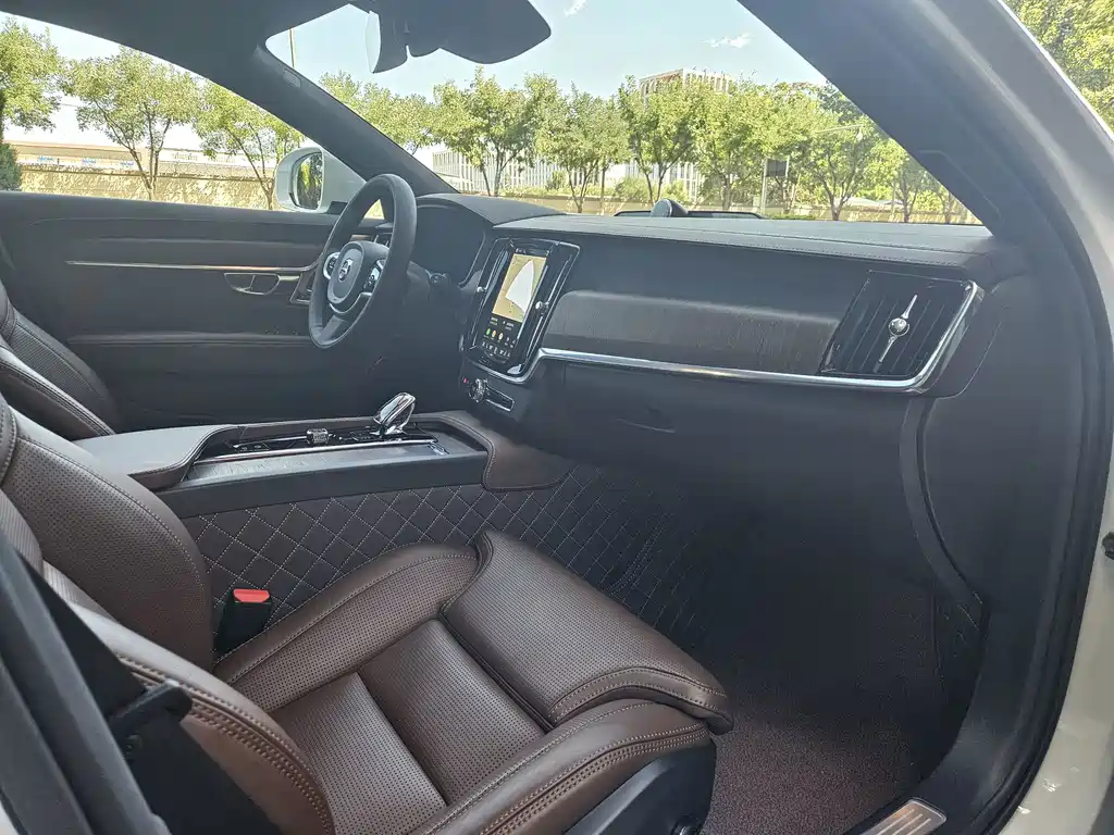 Volvo V90 — миниатюра 9