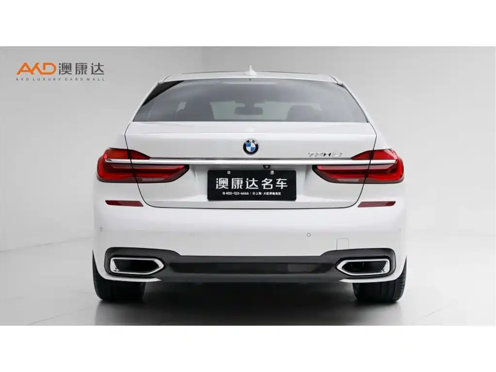 BMW 7 Series — миниатюра 4