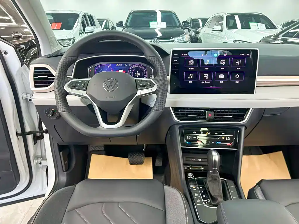 Volkswagen Tharu — миниатюра 16