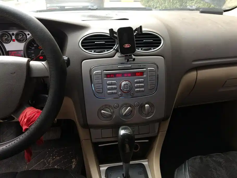 Ford Focus — миниатюра 13