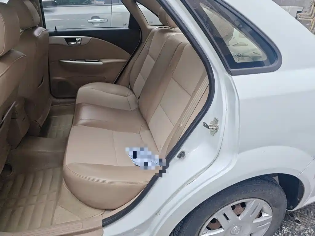 Buick Excelle — миниатюра 18