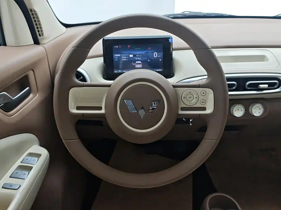 Wuling MINIEV — миниатюра 15
