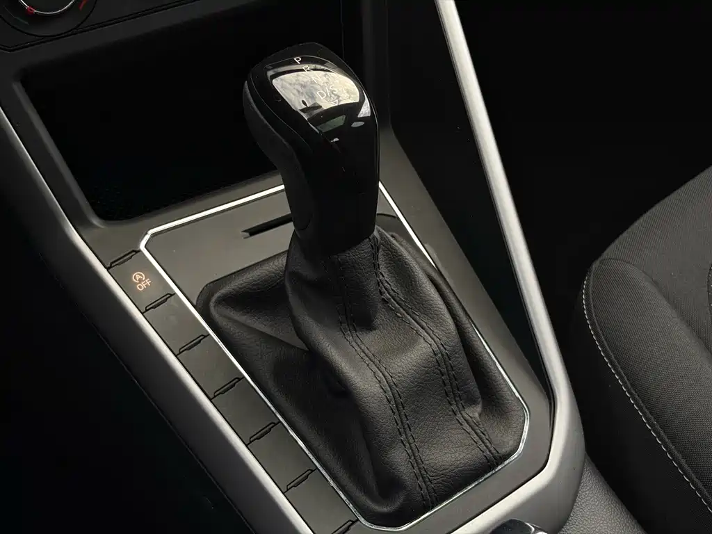Volkswagen Polo — миниатюра 14