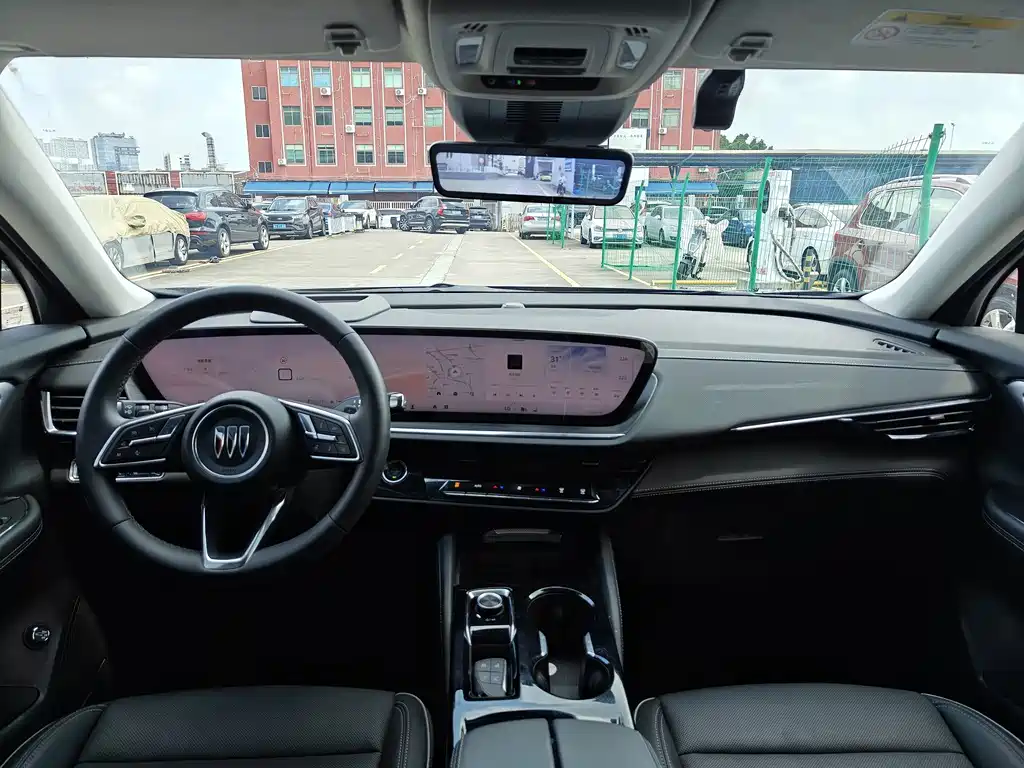 Buick Envision Plus — миниатюра 11