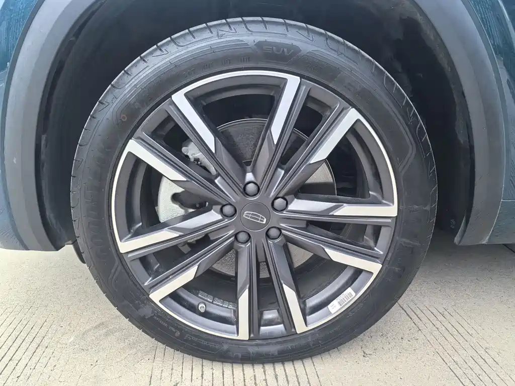 Geely Xingyue L — миниатюра 38