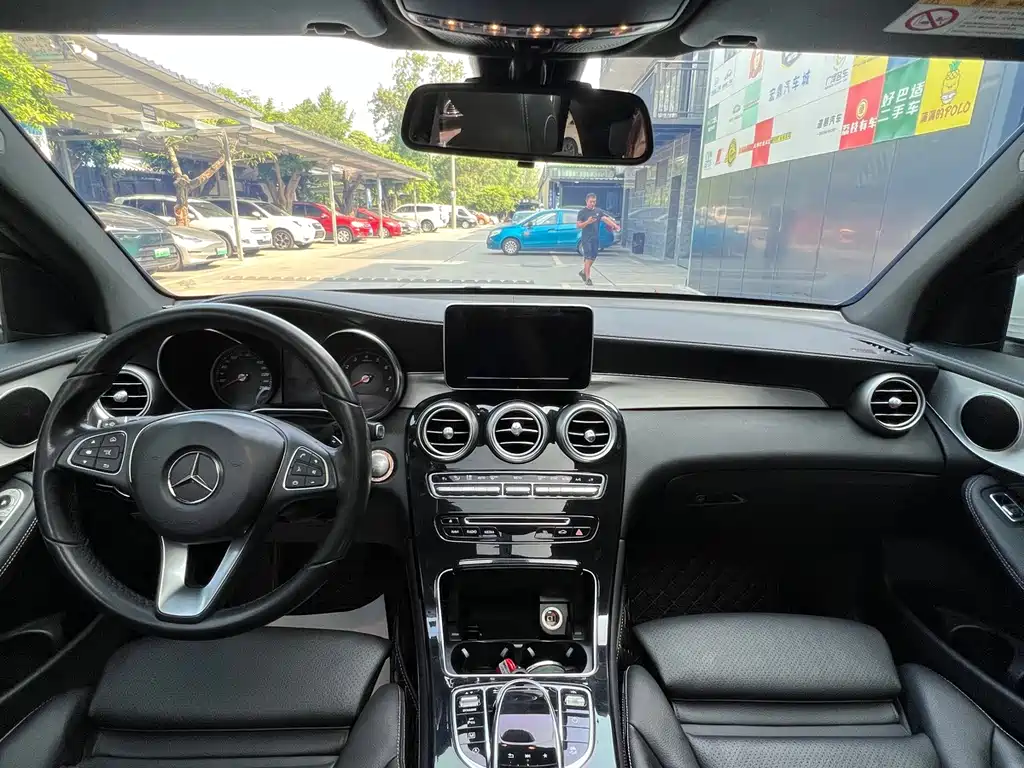 Mercedes-Benz GLC — миниатюра 9
