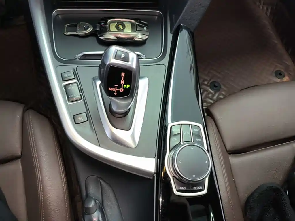 BMW 3 Series — миниатюра 14
