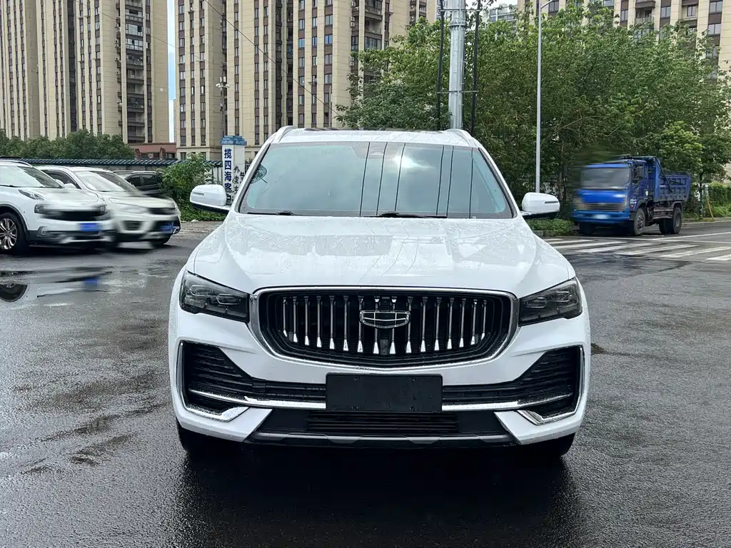 Geely Xingyue L — миниатюра 2