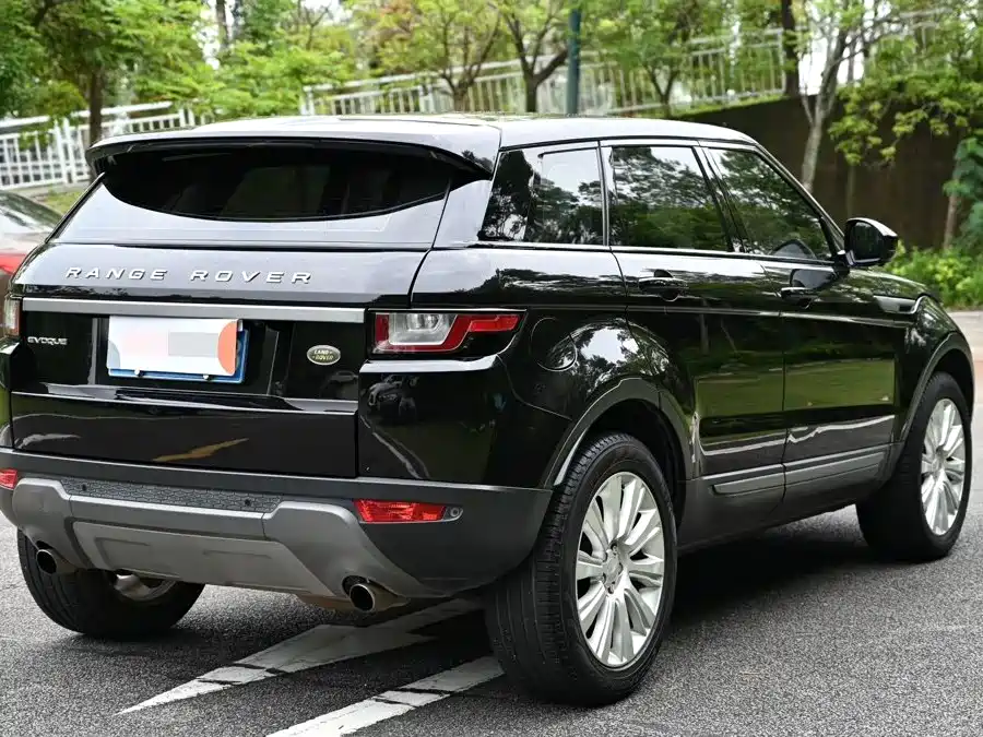 Land Rover Evoque — миниатюра 13