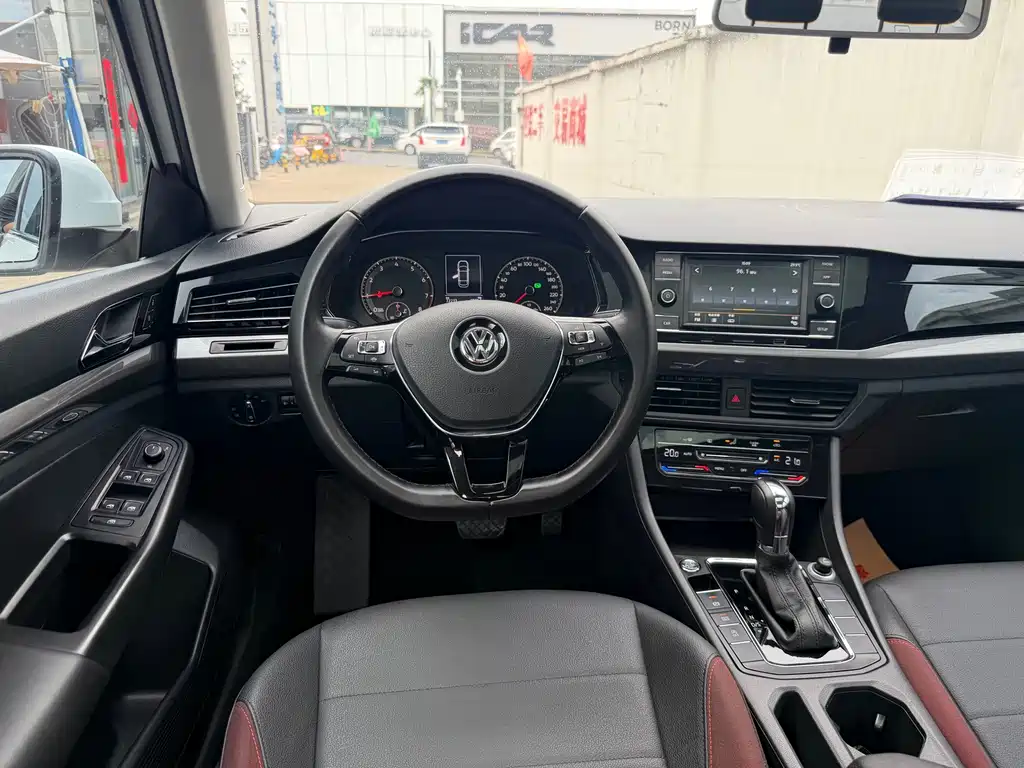 Volkswagen Bora — миниатюра 7