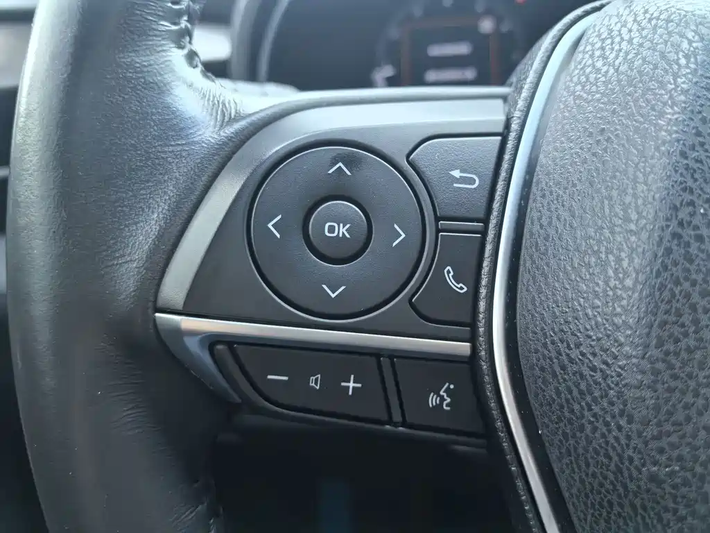Toyota Avalon — миниатюра 18