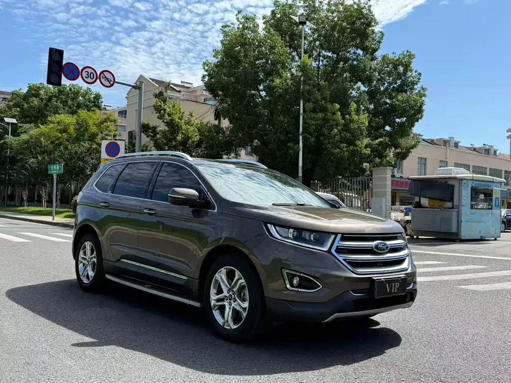 Ford Edge — миниатюра 3