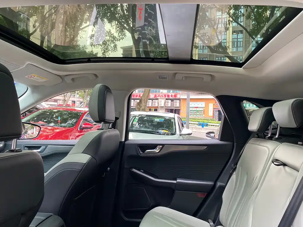 Ford Escape — миниатюра 12