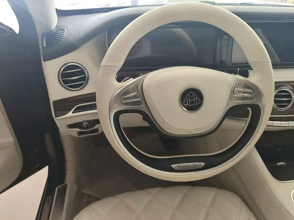 Mercedes-Benz S-Class — миниатюра 6