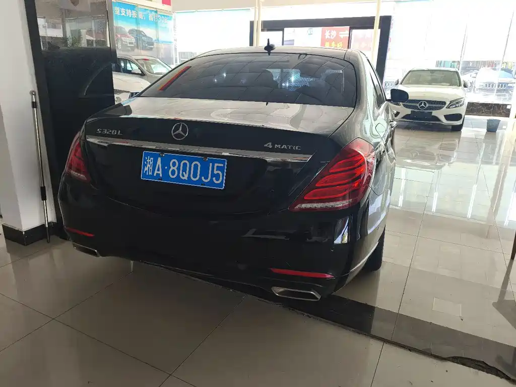Mercedes-Benz S-Class — миниатюра 11