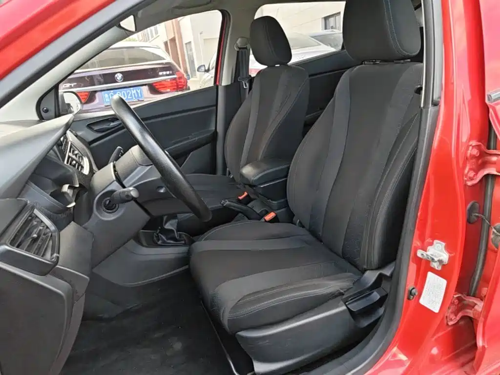 Baojun 310 — миниатюра 15