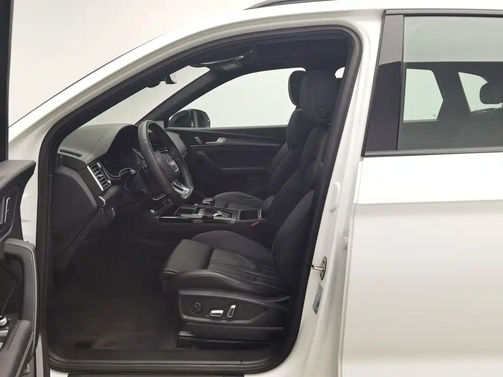 Audi Q5L — миниатюра 10