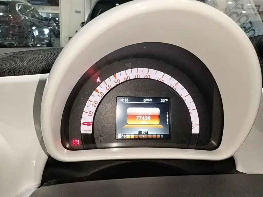 smart Smart Fortwo — миниатюра 12