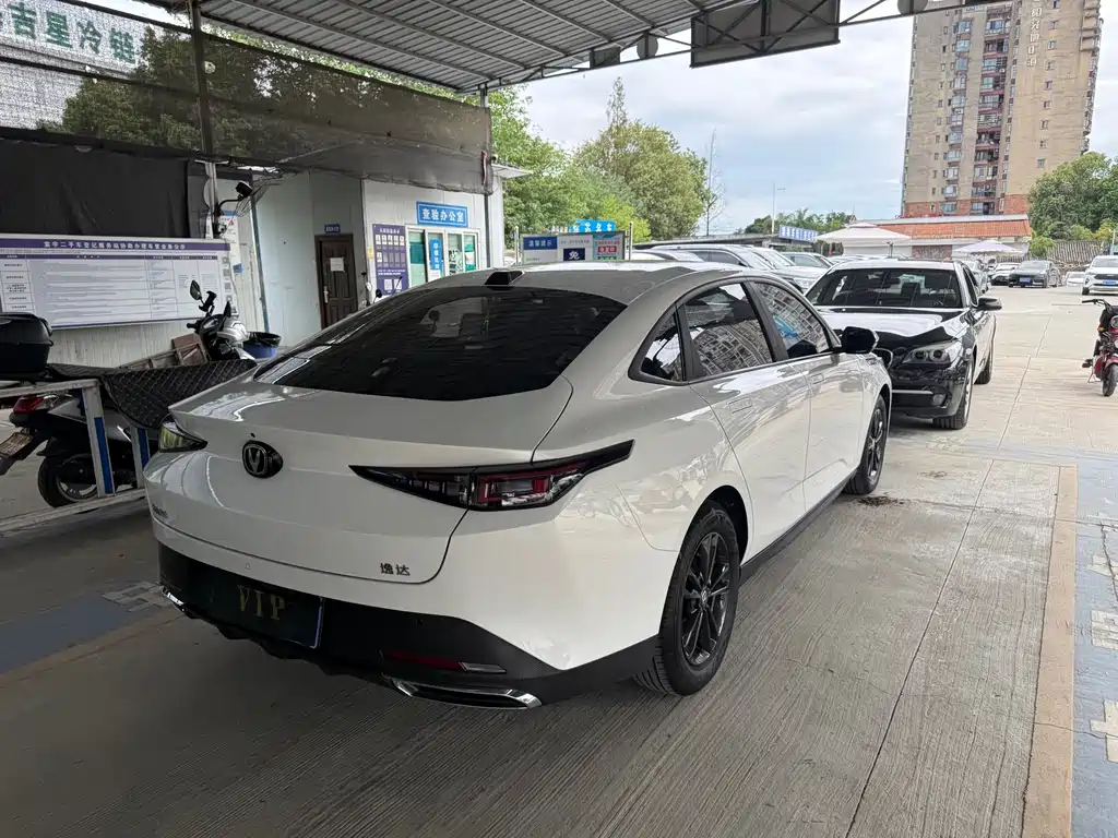 Changan Yida — миниатюра 16