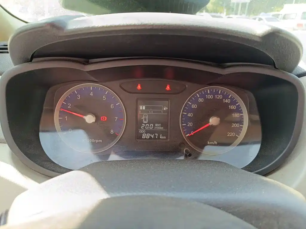Venucia R50 — миниатюра 12