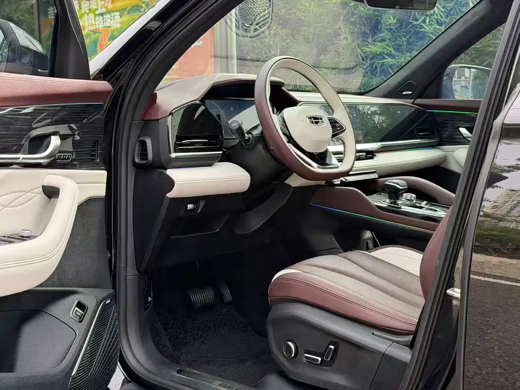 Geely Xingyue L — миниатюра 8
