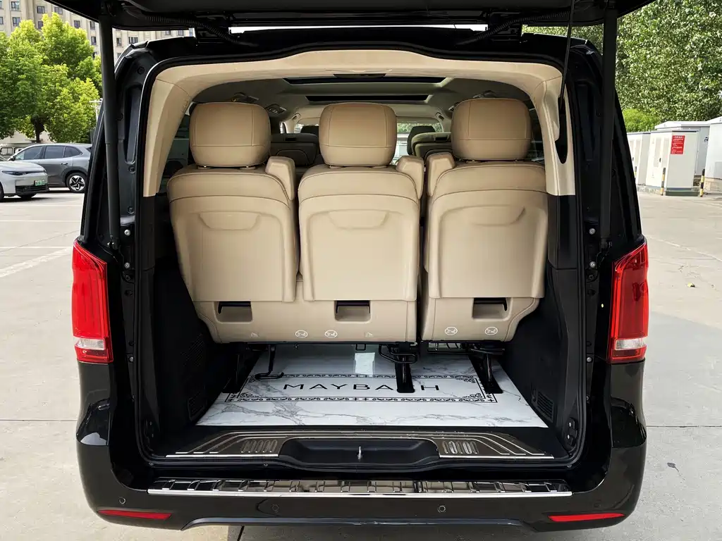 Mercedes-Benz V-Class — миниатюра 18