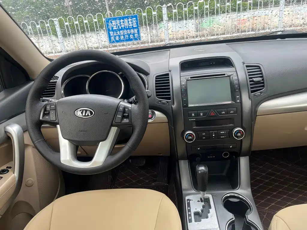 Kia Sorento — миниатюра 11