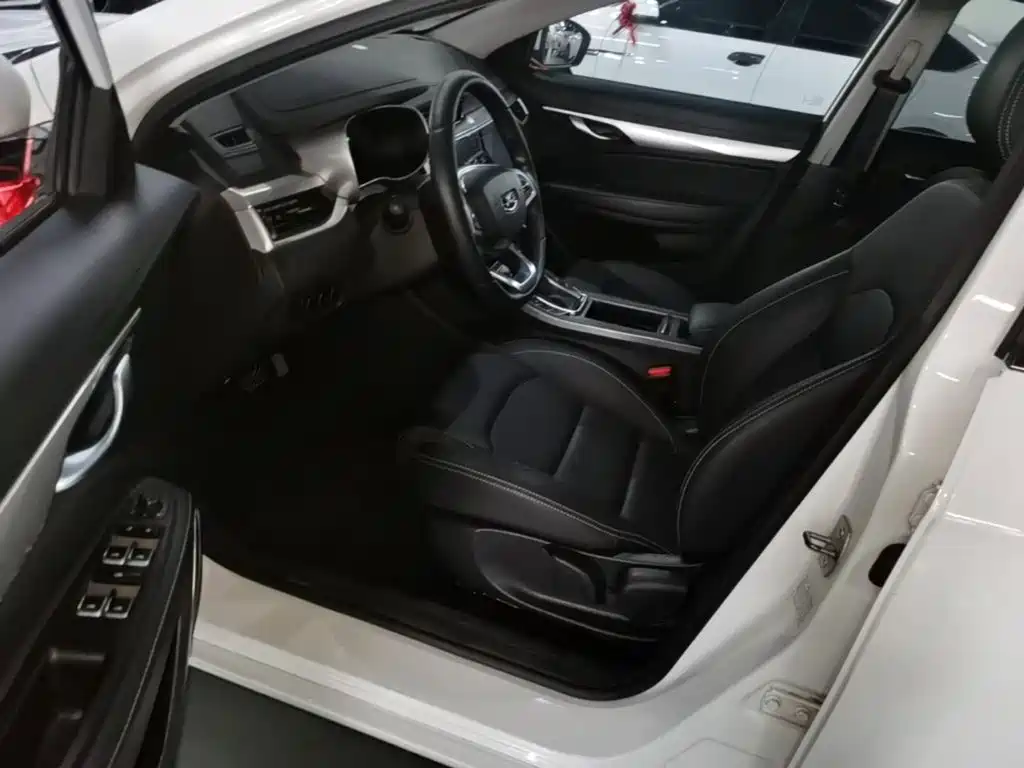 Geely Emgrand — миниатюра 15