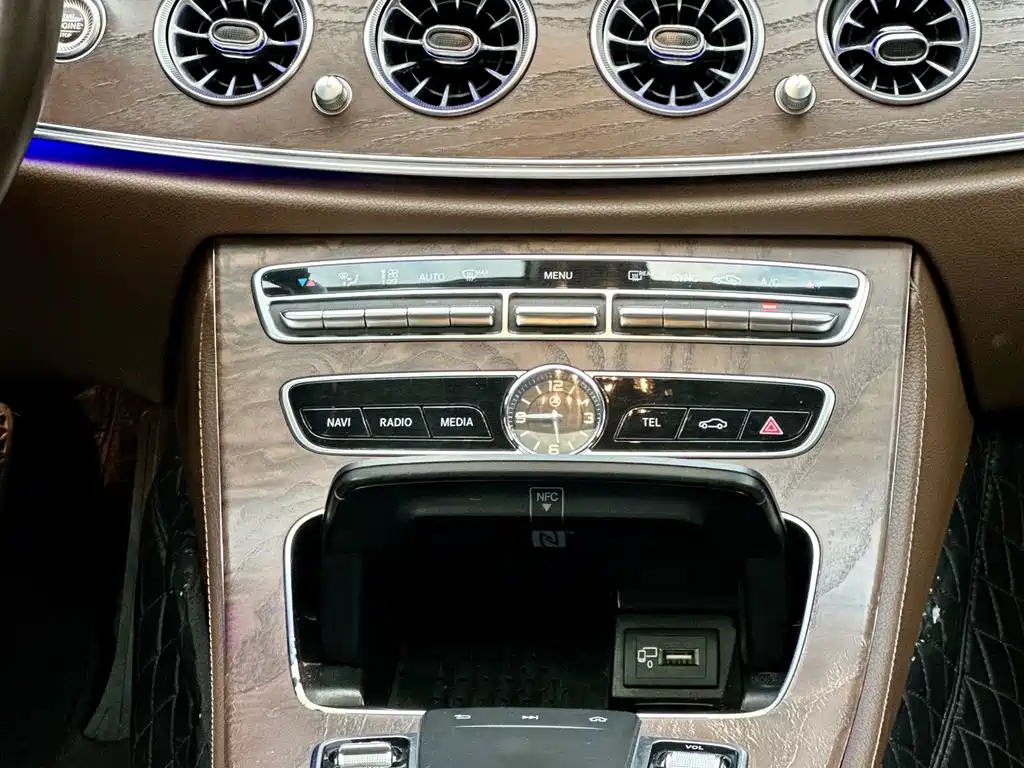 Mercedes-Benz E-Class E 2019 E 300 L Sport Luxury