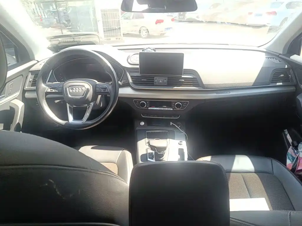 Audi Q5L — миниатюра 10