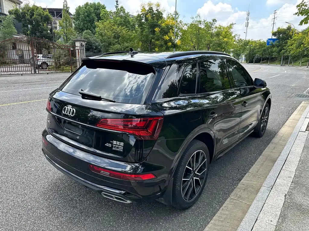Audi Q5L — миниатюра 5