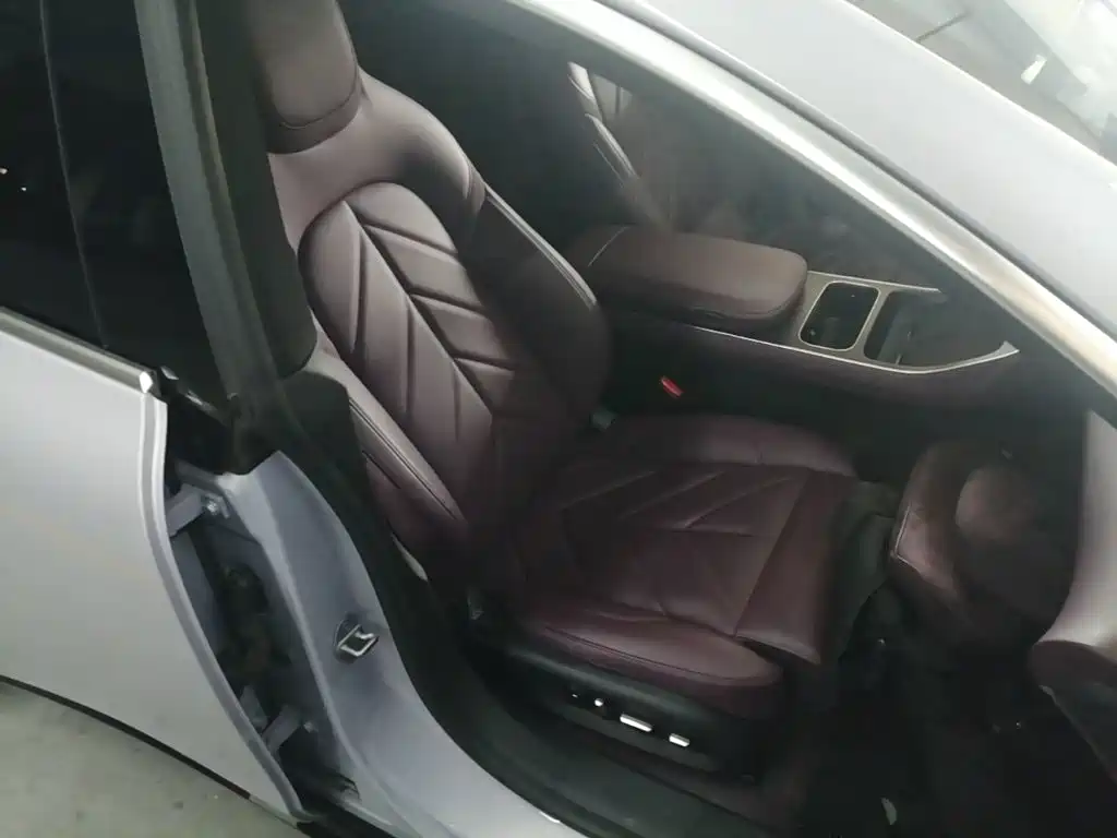 NIO ET5T — миниатюра 25