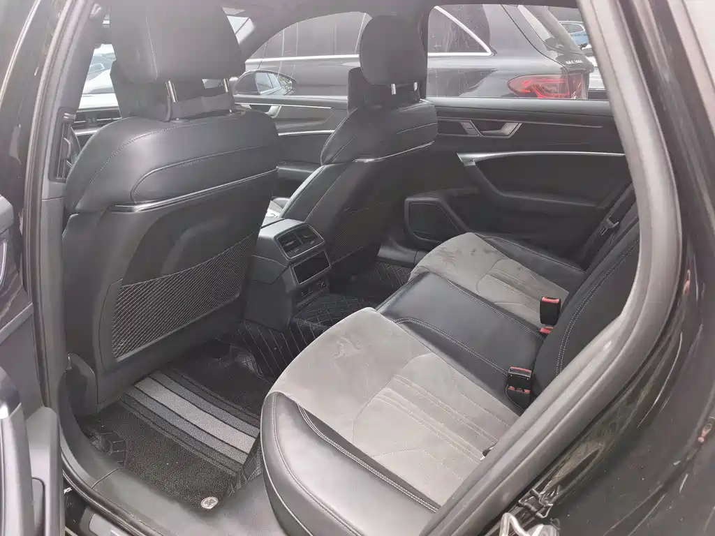 Audi A6L — миниатюра 6