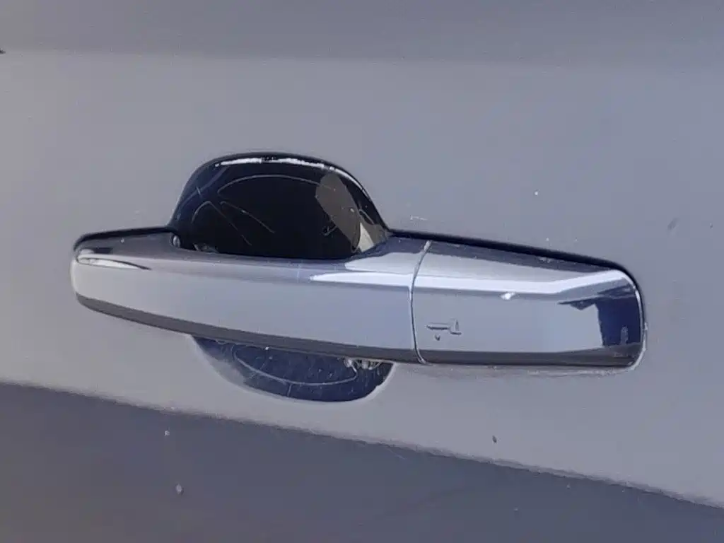 Jaguar F-PACE — миниатюра 18