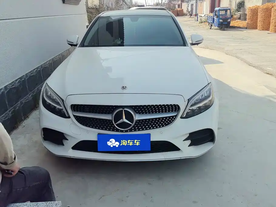 Mercedes-Benz C-Class — миниатюра 2