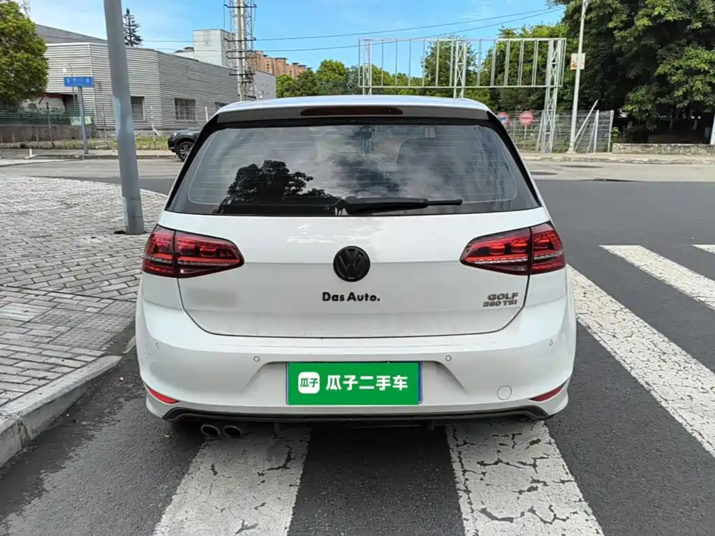 Volkswagen Golf — миниатюра 6