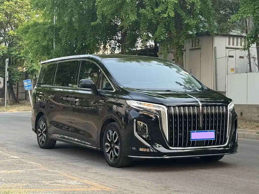 Hongqi HQ9 2023 2.0T