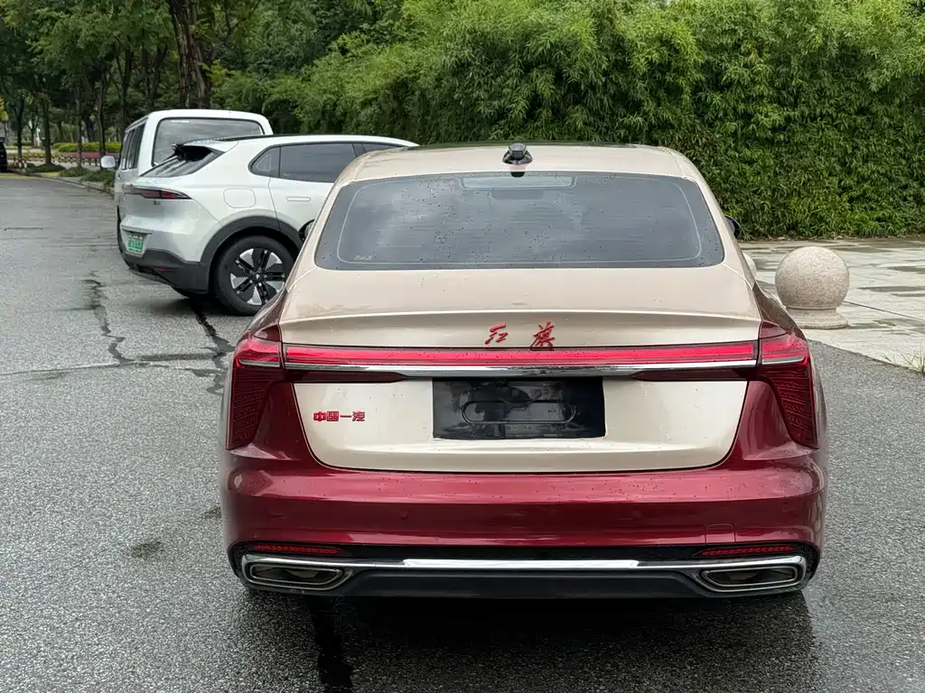 Hongqi Hongqi H5 — миниатюра 8