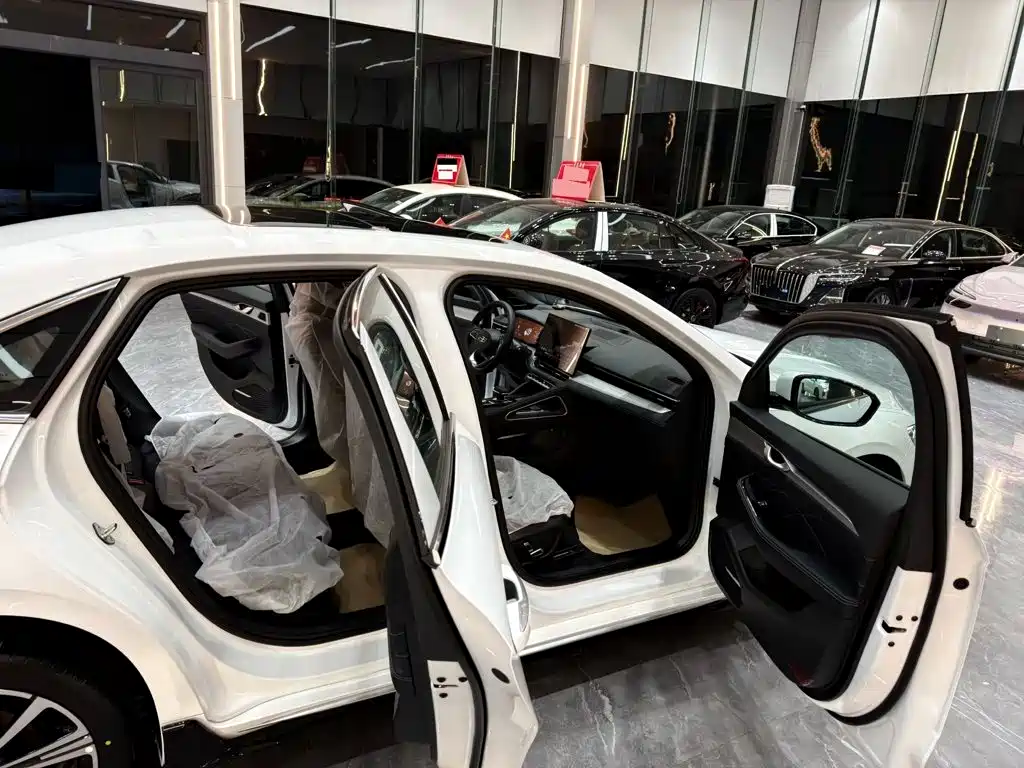 Geely Xingrui — миниатюра 11
