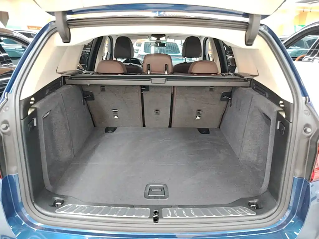 BMW iX3 — миниатюра 19