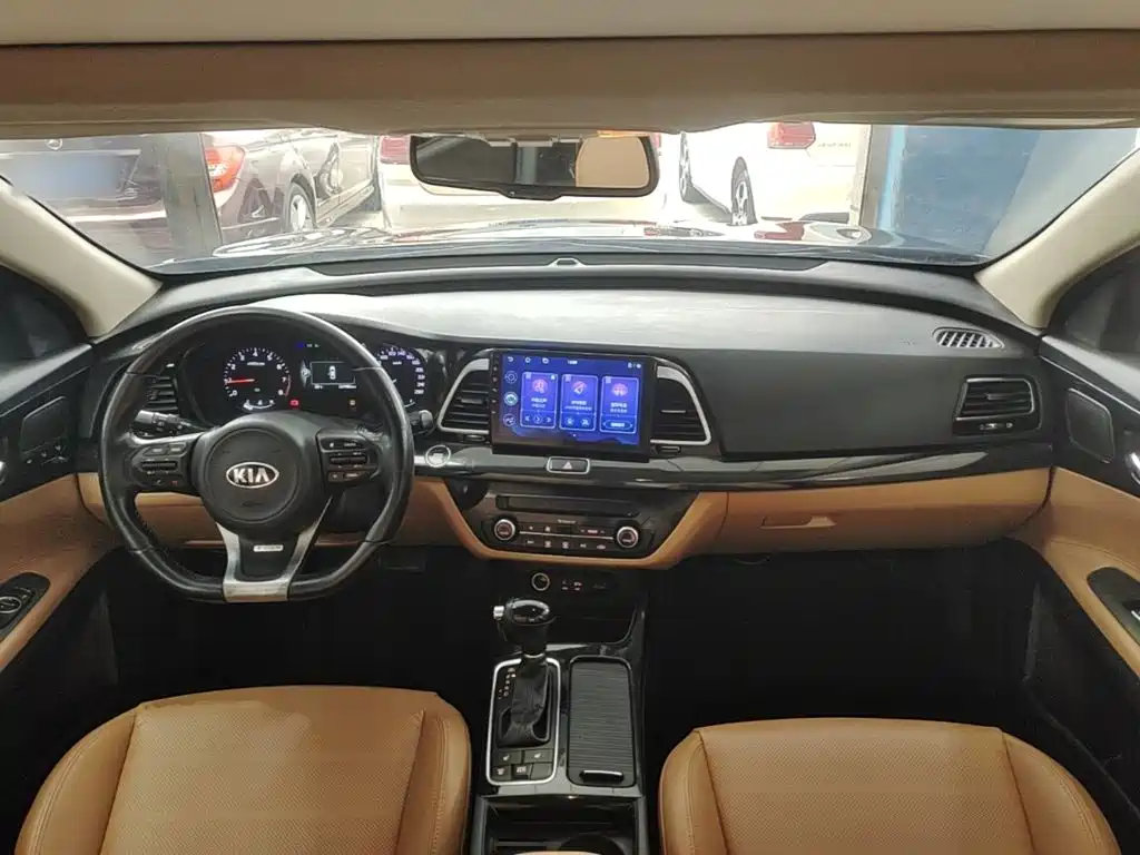 Kia K4 — миниатюра 10