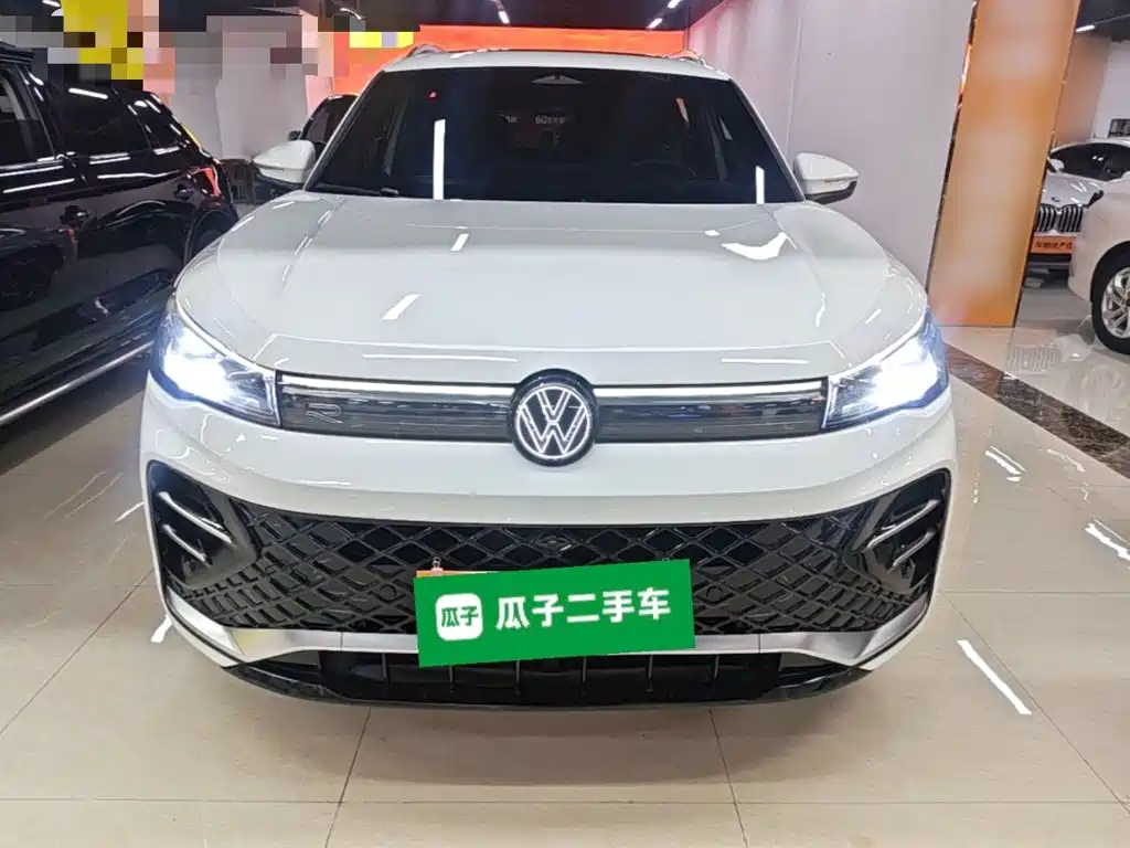 Volkswagen Tiguan L — миниатюра 3