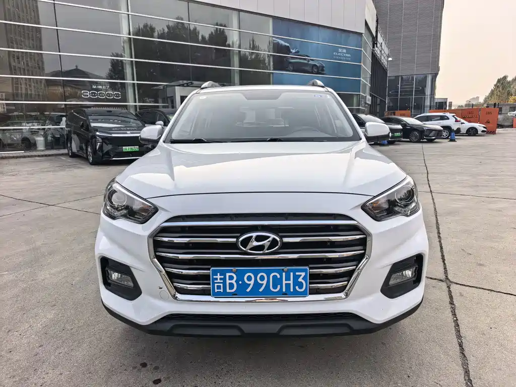 Hyundai ix35 — миниатюра 2