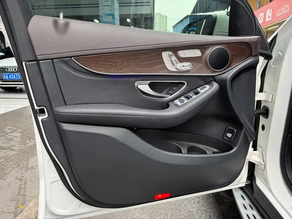Mercedes-Benz GLC 2020 GLC 300 L 4MATIC