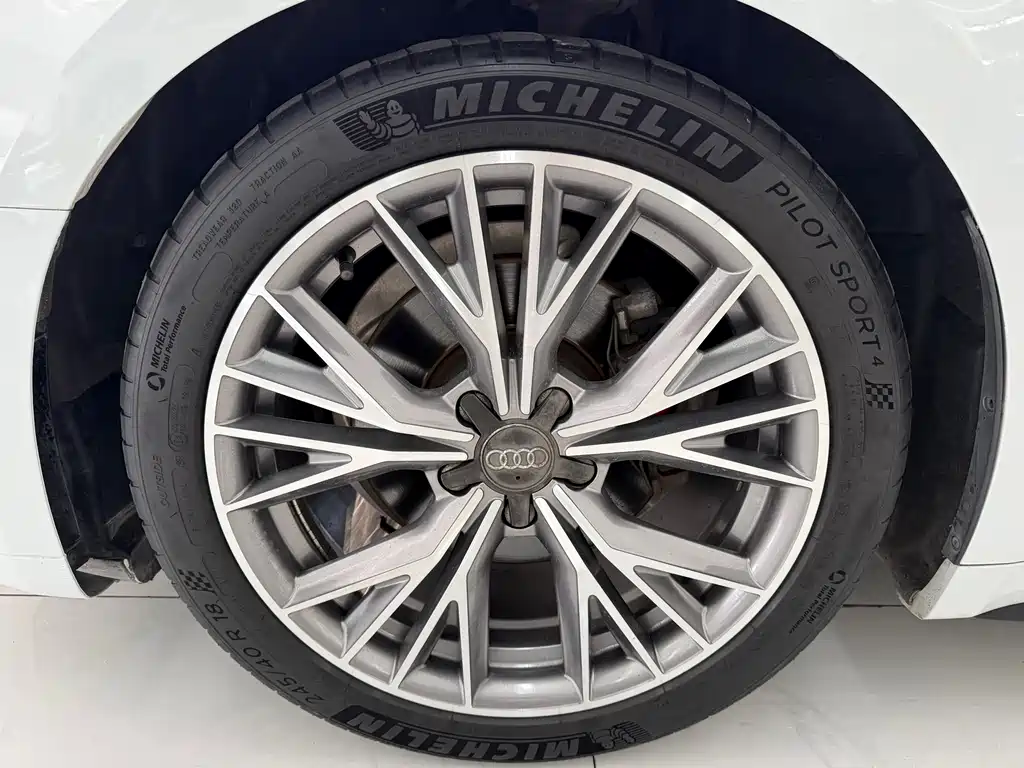 Audi A5 (Import) — миниатюра 10