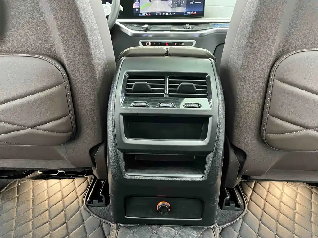 BMW X5 — миниатюра 14
