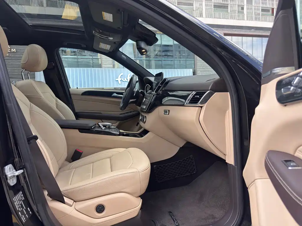 Mercedes-Benz GLE AMG — миниатюра 16