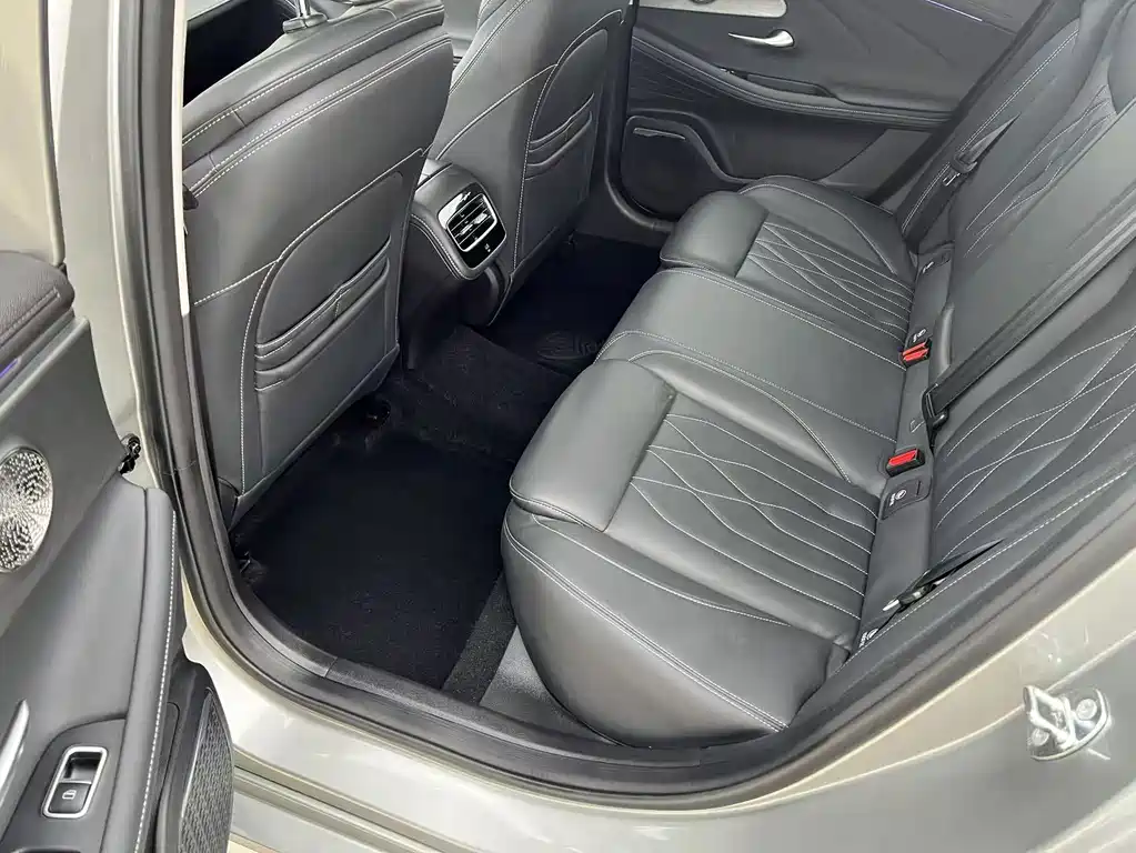 Chery Arrizo 8 — миниатюра 15