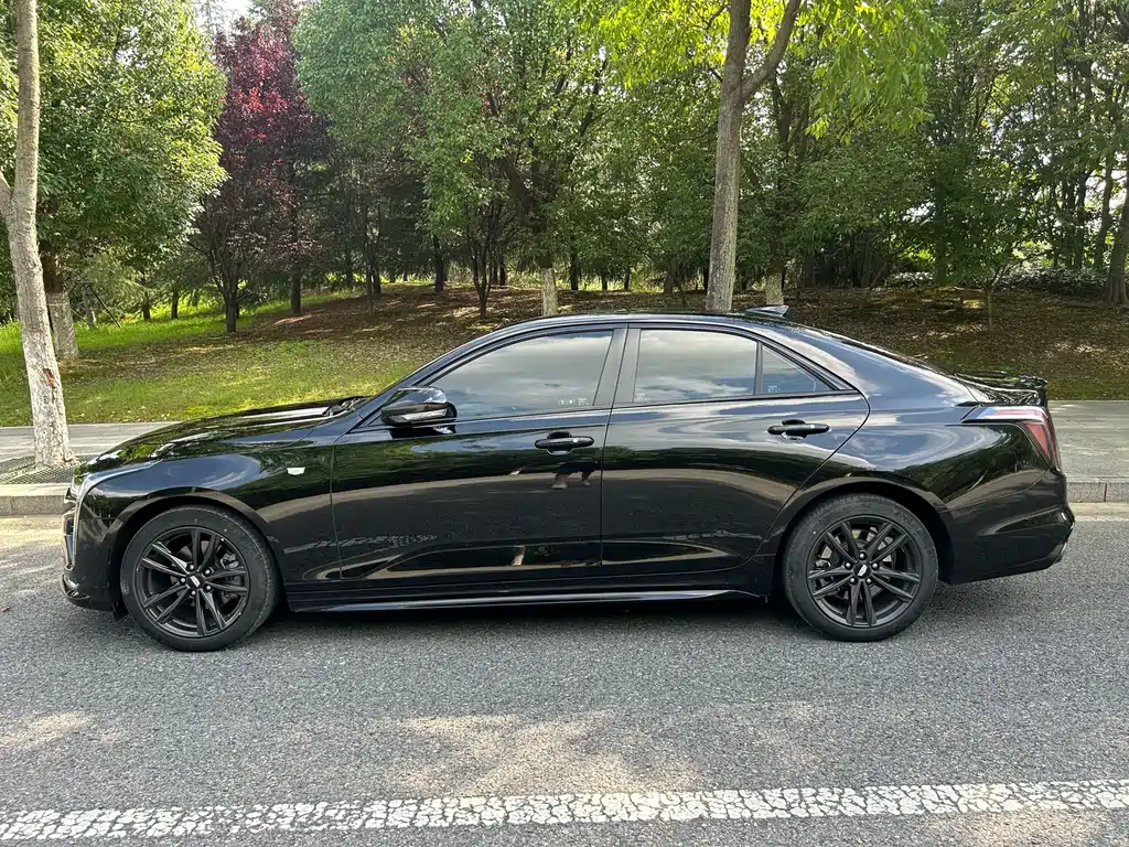 Cadillac CT4 — миниатюра 8