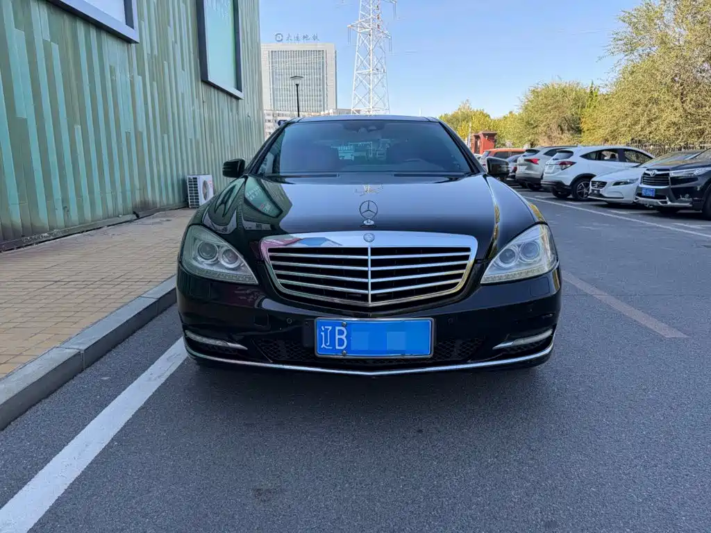 Mercedes-Benz S-Class — миниатюра 2